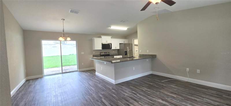 3 bedroom Single Family Residence at 734 NW 57th Avenue, Ocala Ridge, Ocala — photo 4