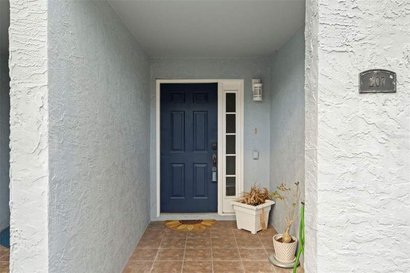 3 bedroom Townhouse at 545 Pinellas Bayway S #207, Tern Bay Twnhms, Tierra Verde — photo 2
