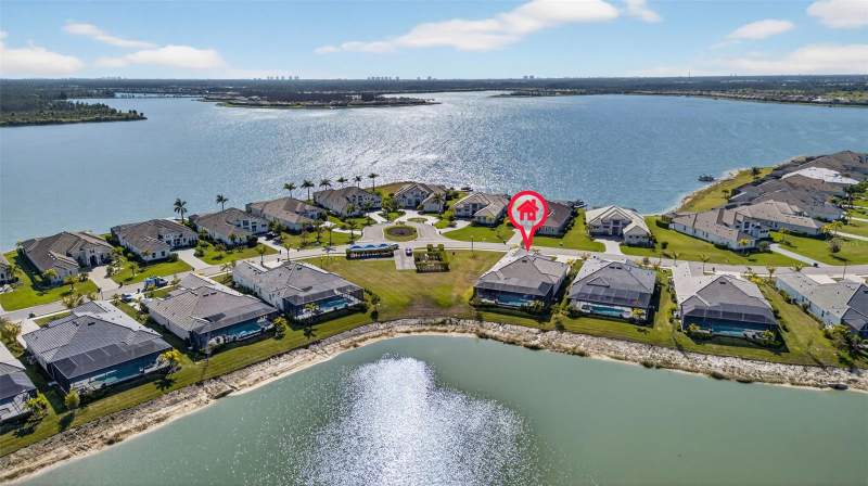 4 bedroom Single Family Residence at 17395 Blue Sapphire Drive, Wildblue Ph 2A, Fort Myers — photo 2