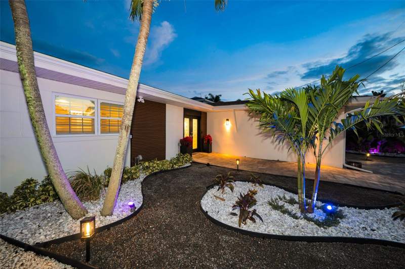 3 bedroom Single Family Residence at 16353 Redington Drive, Redington Beach Homes 5th Add, Redington Beach — photo 4