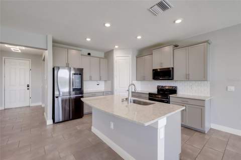 17828 Gulf Ranch Place, Lakewood Ranch FL - photo 10 of 41