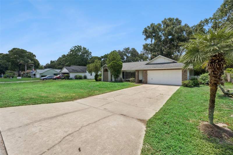 3 bedroom Single Family Residence at 4160 WOOD DRIVE, PARK WOOD MOUNT DORA, MOUNT DORA — photo 3