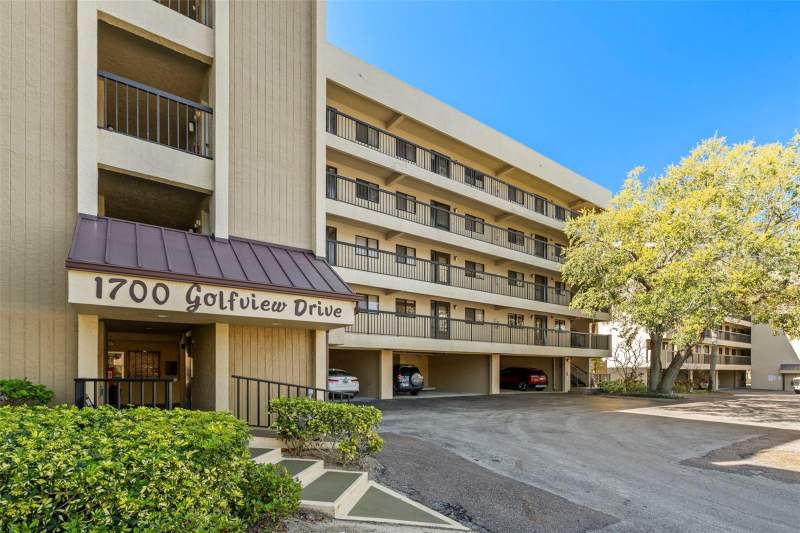 Green Dolphin Park Mid-Rise Condo