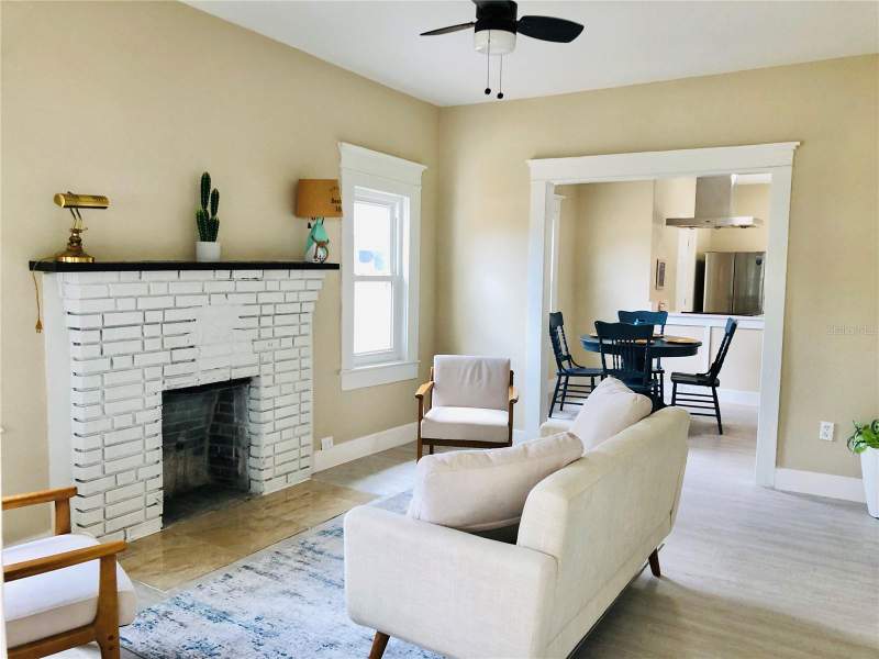 3 bedroom Single Family Residence at 908 VINE AVENUE, PINE CREST SUB, CLEARWATER — photo 2