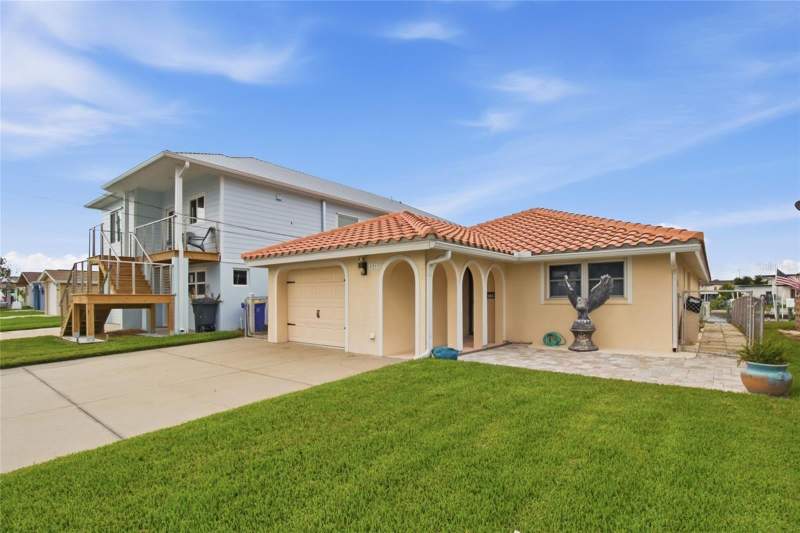 3 bedroom Single Family Residence at 4549 Topsail Trail, Flor A Mar Sec 15A, New Port Richey — photo 2