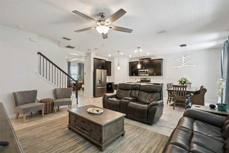 5 bedroom Single Family Residence at 1235 Dora Parc Lane, Dora Parc, Mount Dora — photo 4