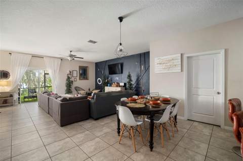 10523 Lake Montauk Drive, Riverview FL - photo 11 of 46