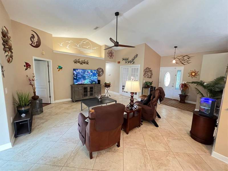 2 bedroom Single Family Residence at 6905 Stone River, Tara Golf & C.C, Bradenton — photo 5