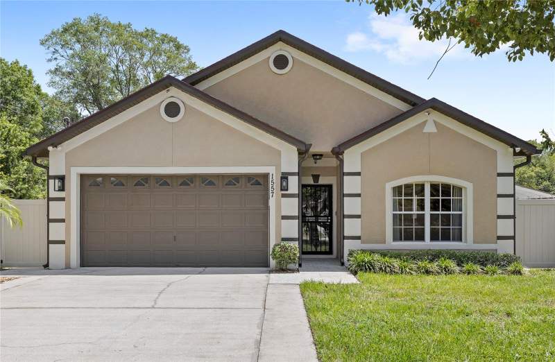 4 bedroom Single Family Residence at 1557 BLACKWOOD AVENUE, ACREAGE, GOTHA — photo 1