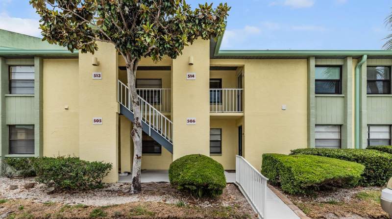 2 bedroom Condominium at 6125 113th Street #514, Willows The Condo, Seminole — photo 2