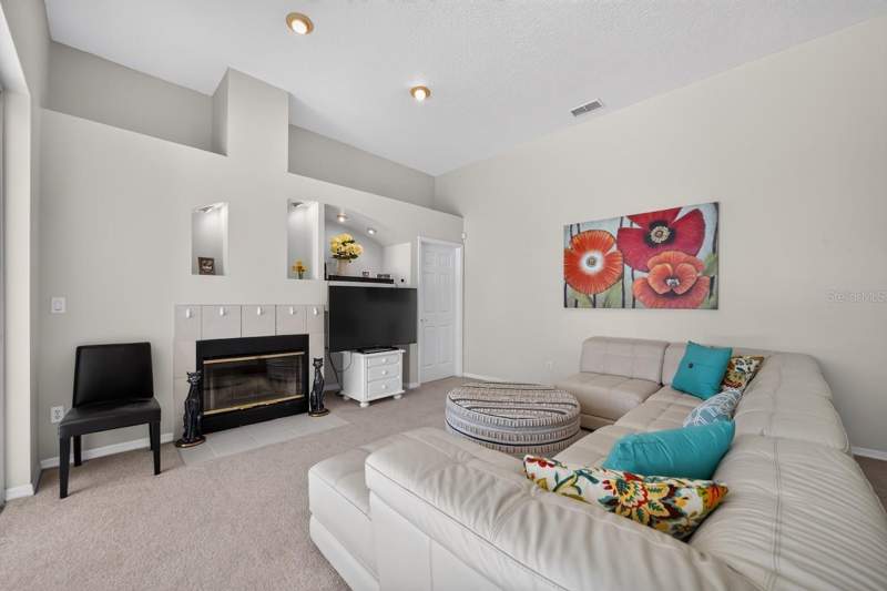 4 bedroom Single Family Residence at 7691 BELVOIR DRIVE, METROWEST SEC 04, ORLANDO — photo 5