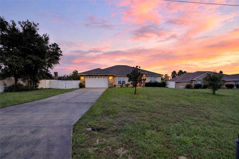 4 bedroom Single Family Residence at 4180 SW 103rd Street Road, Ocala Waterway Estate, Ocala — photo 4
