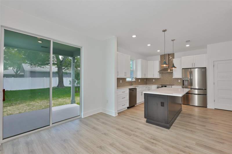 4 bedroom Single Family Residence at 4171 56th Avenue, Magnolia Park, St Petersburg — photo 5