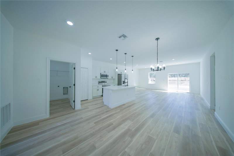 4 bedroom Single Family Residence at 13753 SW 79th Terrace Road, Marion Oaks Un 11, Ocala — photo 2