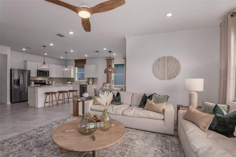 9883 Hickory Pines Avenue, Riverview FL - photo 10 of 34