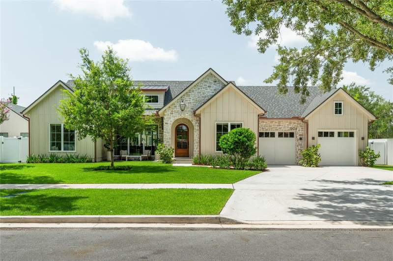 5 bedroom Single Family Residence at 1204 Nottingham Street, Beverly Shores, Orlando — photo 2