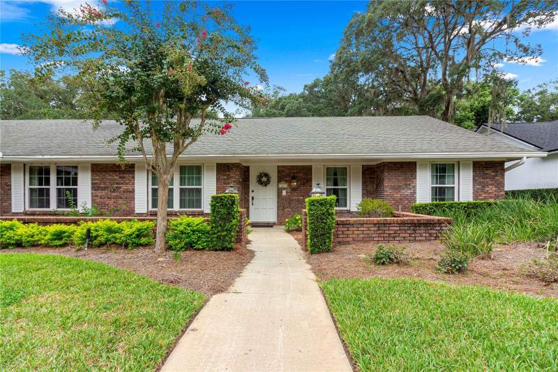 5 bedroom Single Family Residence at 107 Elderberry Lane, Sweetwater Oaks, Longwood — photo 4