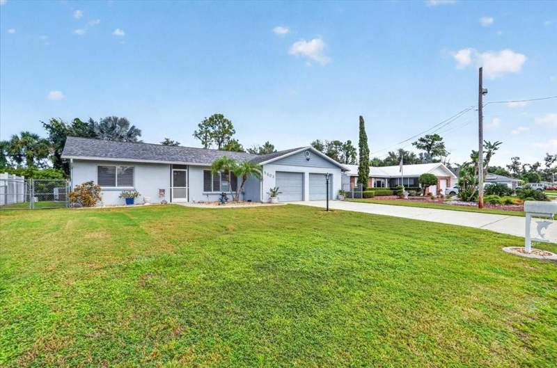 3 bedroom Single Family Residence at 5503 18th Avenue, Magnolia Manor River Sec, Bradenton — photo 2