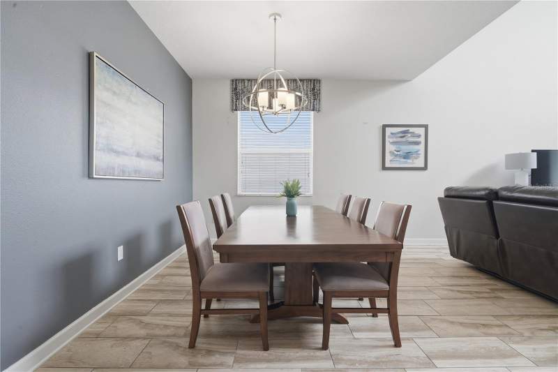 5 bedroom Single Family Residence at 4722 Sleepy Hollow Drive, Storey Lake, Kissimmee — photo 5