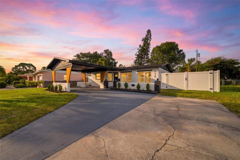 3 bedroom Single Family Residence at 716 63rd Avenue, Bay Vista Park Replat 1st Add, St Petersburg — photo 3