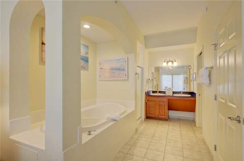 8101 Resort Village Drive #31101, Orlando FL - photo 13 of 26