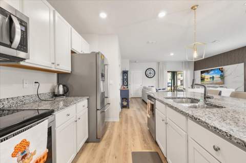 10089 Salt Point Drive, Winter Garden FL - photo 9 of 25