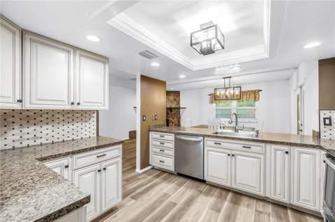 112 Meadowcross Drive, Safety Harbor FL - photo 6 of 6