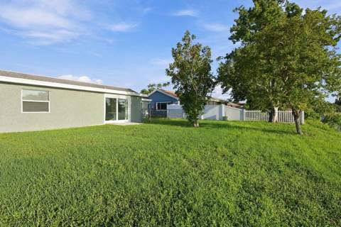3920 Edgemont Drive, New Port Richey FL - photo 24 of 46