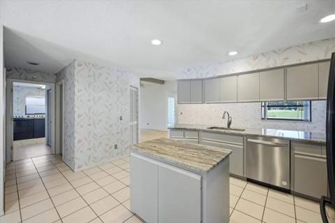 5049 Marsh Field Road, Sarasota FL - photo 12 of 79