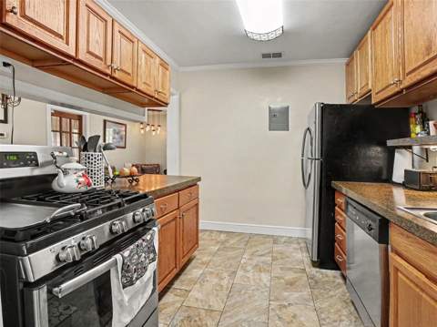 315 W 11th Avenue, Mount Dora FL - photo 11 of 31