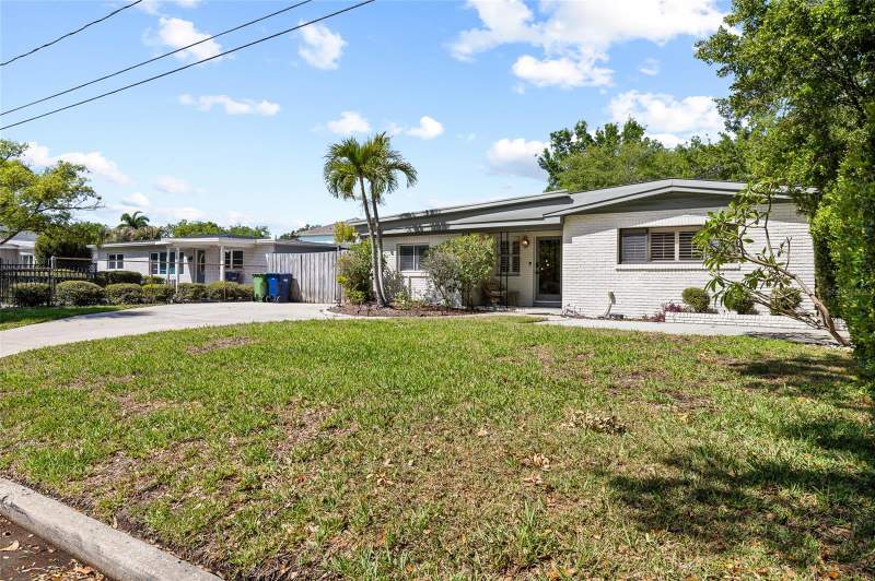 3 bedroom Single Family Residence at 4303 S Cameron Avenue, Manhattan Manor Rev, Tampa — photo 3