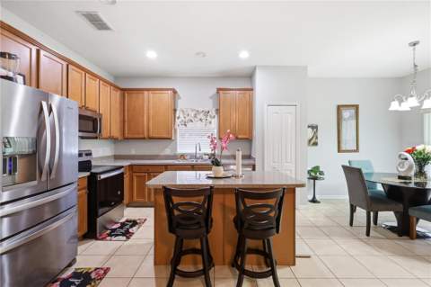 907 Hacienda Circle, Kissimmee FL - photo 12 of 46