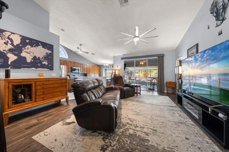 2 bedroom Villa at 2511 Estancia Boulevard, Brookfield, Clearwater — photo 4