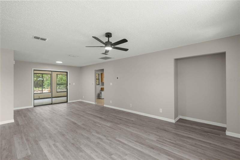 2 bedroom Single Family Residence at 12185 SE 61st Court, Nicholas Estate, Belleview — photo 5