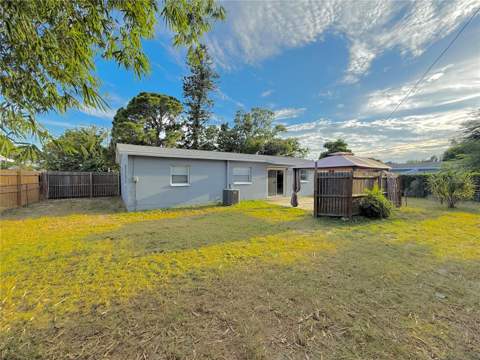 349 Dolphin Avenue, St Petersburg FL - photo 17 of 26