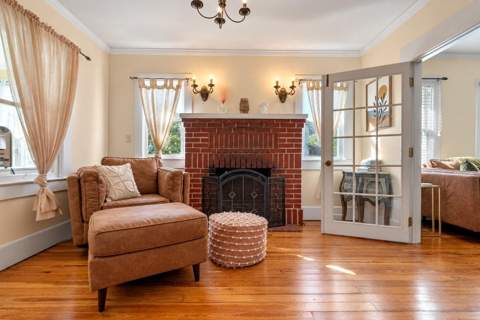 305 S Highland Street, Mount Dora FL - photo 6 of 6