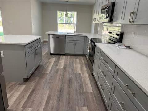 13465 Canyon Swallow Road, Weeki Wachee FL - photo 8 of 23
