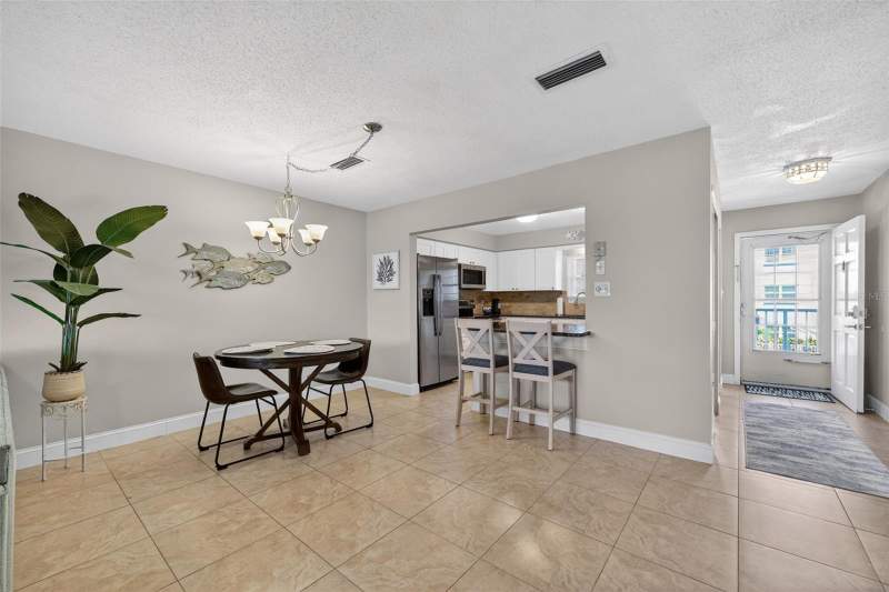 2 bedroom Condominium at 1706 Belleair Forest Drive #220, Belleair Forest, Belleair — photo 5