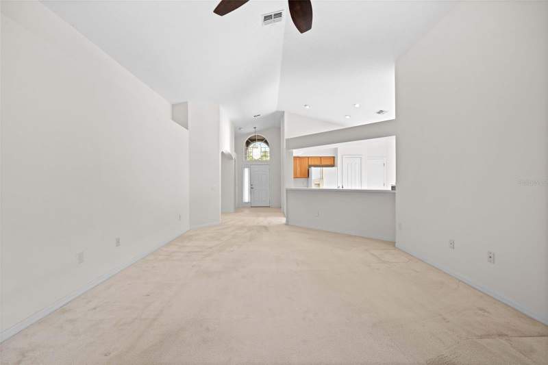 4 bedroom Single Family Residence at 13233 Bainbridge Way, Sterling Hill Ph 1A, Spring Hill — photo 4