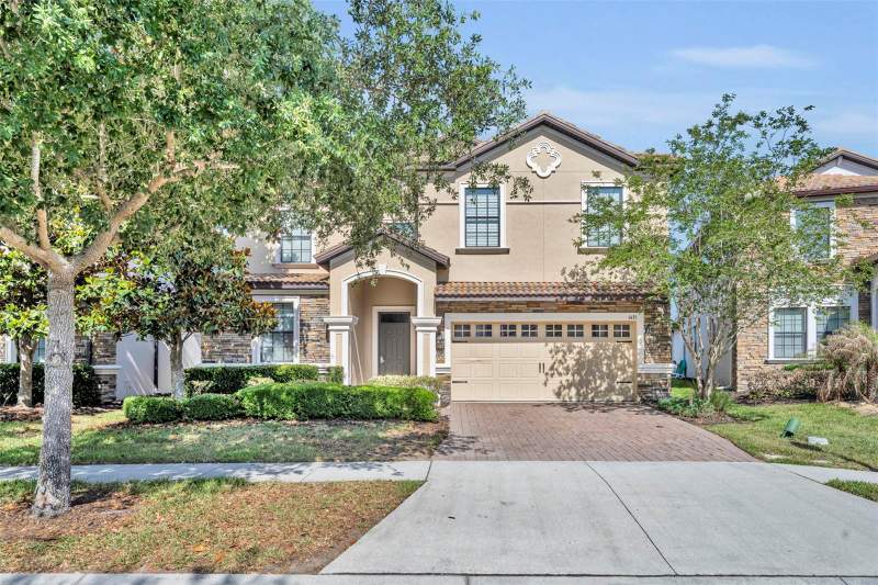 1435 ROLLING FAIRWAY DRIVE home for sale in Stoneybrook South