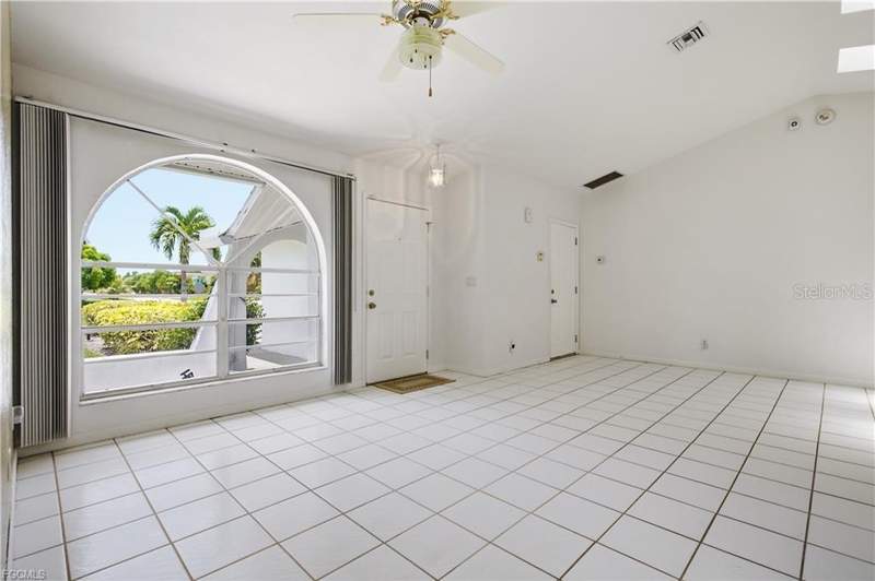 3 bedroom Single Family Residence at 1513 SW 44th Street, Cape Coral, Cape Coral — photo 5