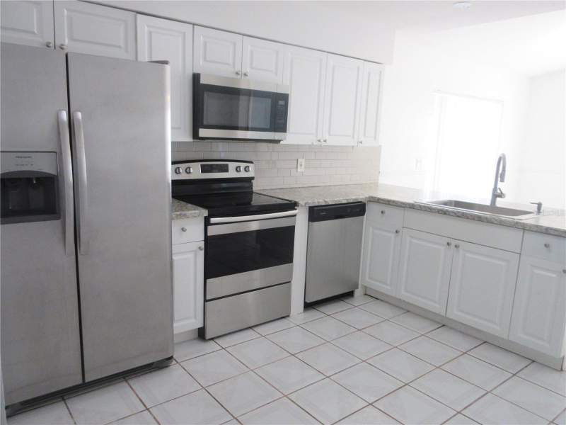 3 bedroom Single Family Residence at 14131 SW 30th Terrace Road, Marion Oaks, Ocala — photo 3
