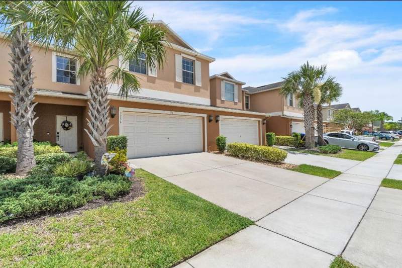 4 bedroom Townhouse at 3256 Rodrick Circle, Wyndham Lakes Estates, Orlando — photo 2