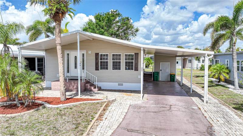 2 bedroom Manufactured Home at 2100 Kings Hwy #206, Maple Leaf Estates, Port Charlotte — photo 1