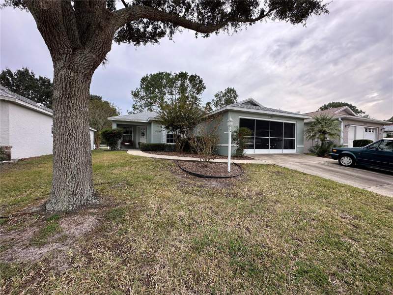 2 bedroom Single Family Residence at 9602 SW 93rd Loop, On Top Of The World, Ocala — photo 2