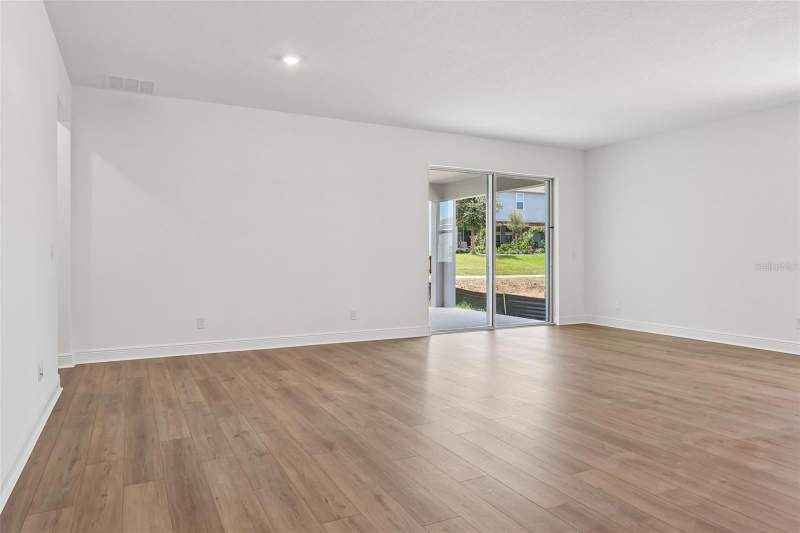 4 bedroom Single Family Residence at 436 Lemongrass Road, Park View At The Hills Ph 3, Minneola — photo 5