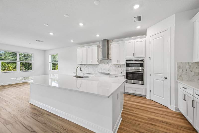3 bedroom Single Family Residence at 3689 142nd Terrace, Creeks Edge At Twin Rivers, Parrish — photo 4