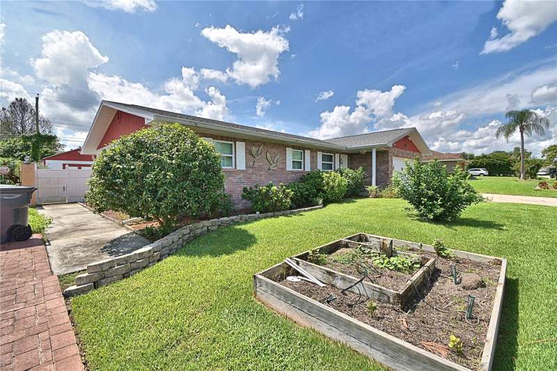 3 bedroom Single Family Residence at 2815 Christie Lane, Highlands South, Lakeland — photo 2