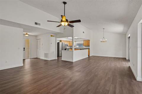 510 Wavecrest Drive, Orlando FL - photo 6 of 6
