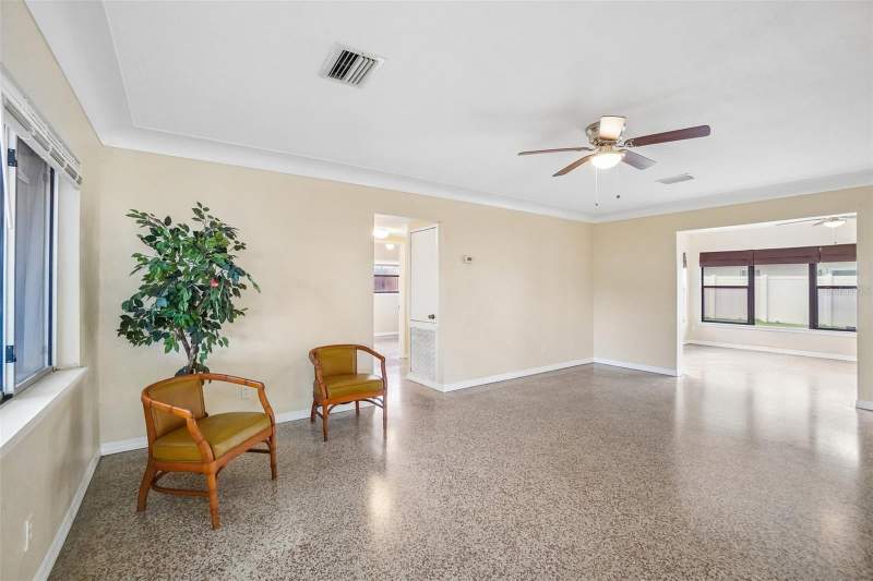 3 bedroom Single Family Residence at 1421 Temple Street, Sunny Park Groves, Clearwater — photo 5